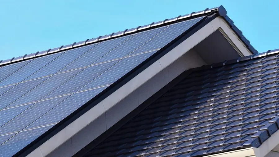 Solar Roof Tiles: A Fusion of Innovation and Elegance